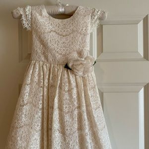 Girls Cream  Lace dress 6x